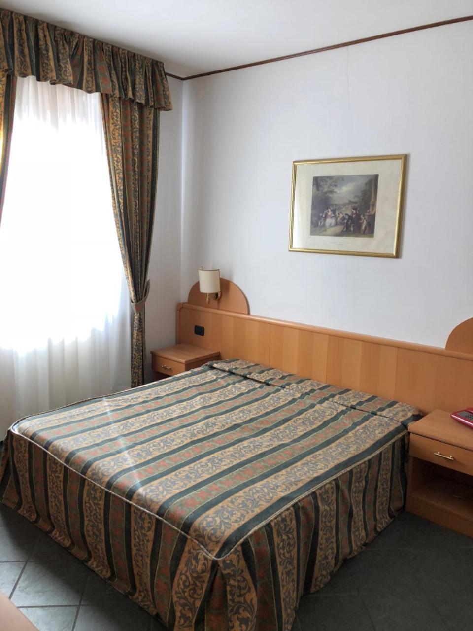 Hotel Il Giardino 카사노 스피놀라 외부 사진